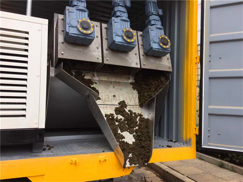 河道淤泥清理车·污泥清理方案——从“精准清淤”到“智慧治理”的全链路守护